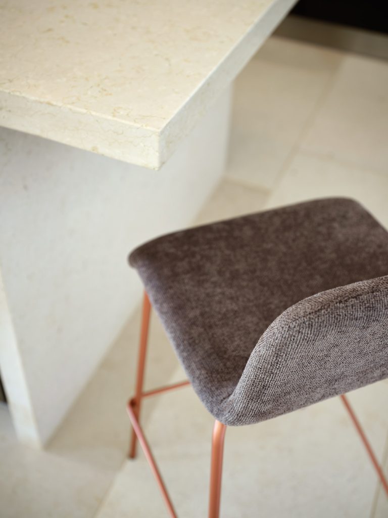 SG151MT-Milo-oro-rosa-part